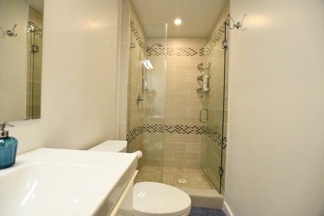 Private Unit / Private Bathroom Near Bart & Sf Daly City Buitenkant foto